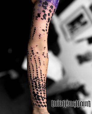 Abstract Blackwork Tattoo by Bobby Grey First Session #abstractblackwork #blackworktattoo #bobbygrey #witchinghour #bestblackworktattoo #negativespacetattoo #trashtattoo
