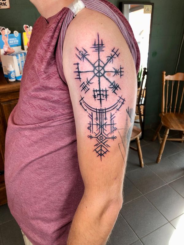 Tattoo from Needles and Skulls tattoo