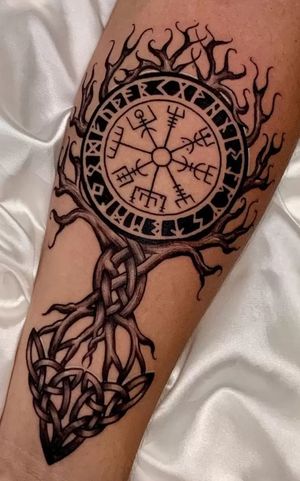 Yggdrasil tattoo idea Sauce: https://tattmag.com/runes-tattoos/