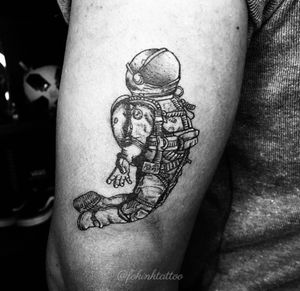 Astronauta@ Fokink Tattoo 