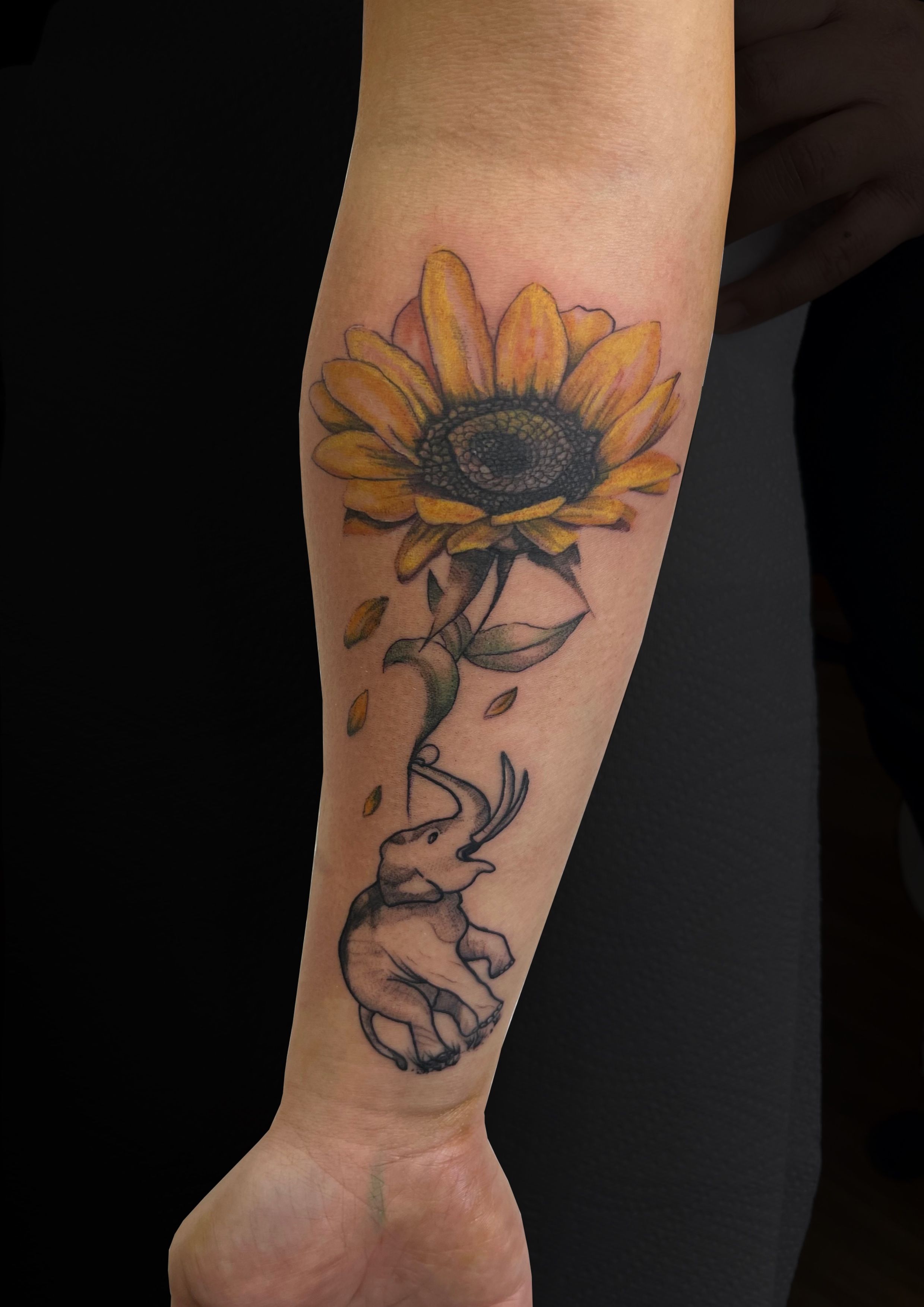 40 Beautiful Sunflower Tattoo Ideas for Men  Women in 2023