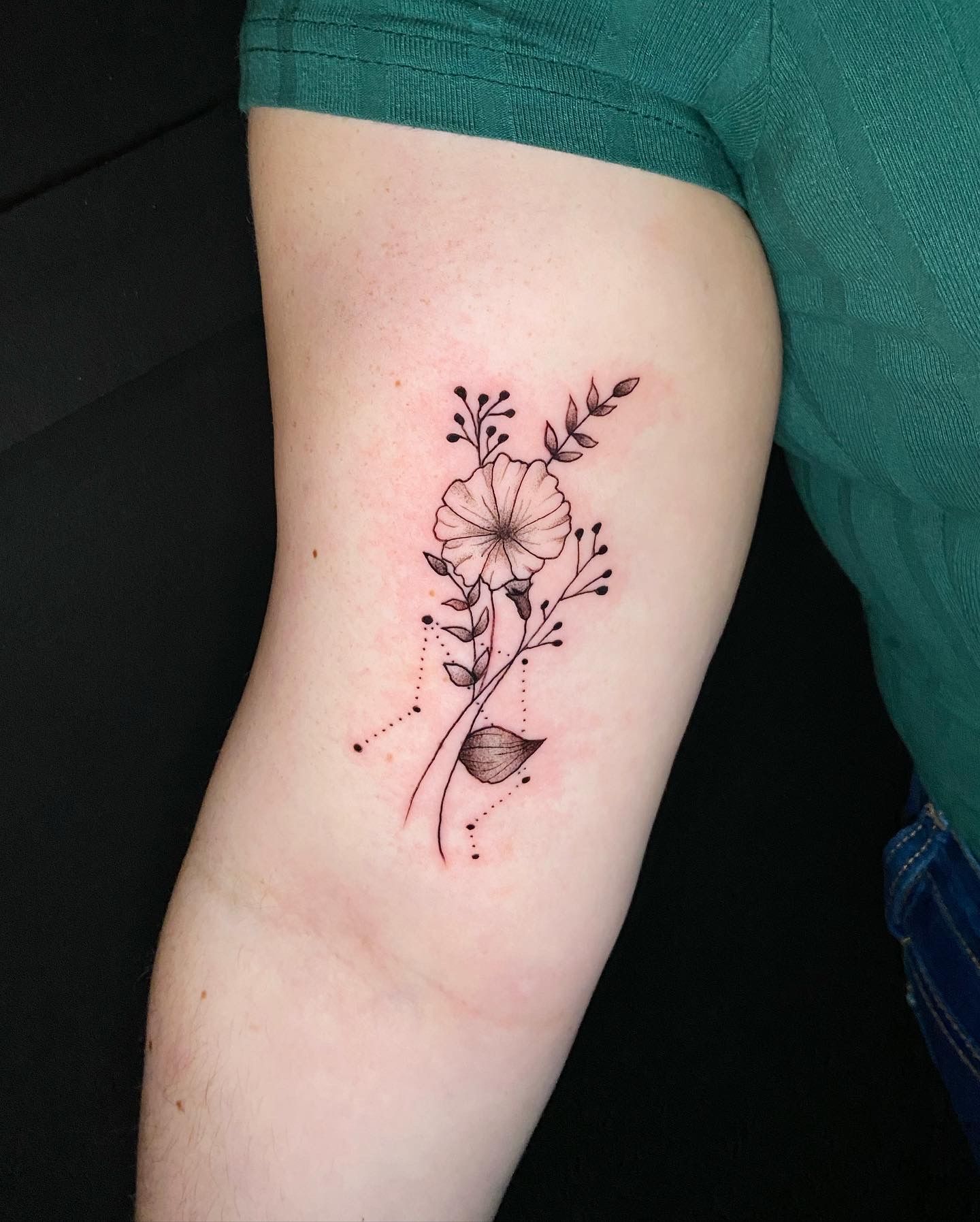 Discover 124+ cancer flower tattoo latest