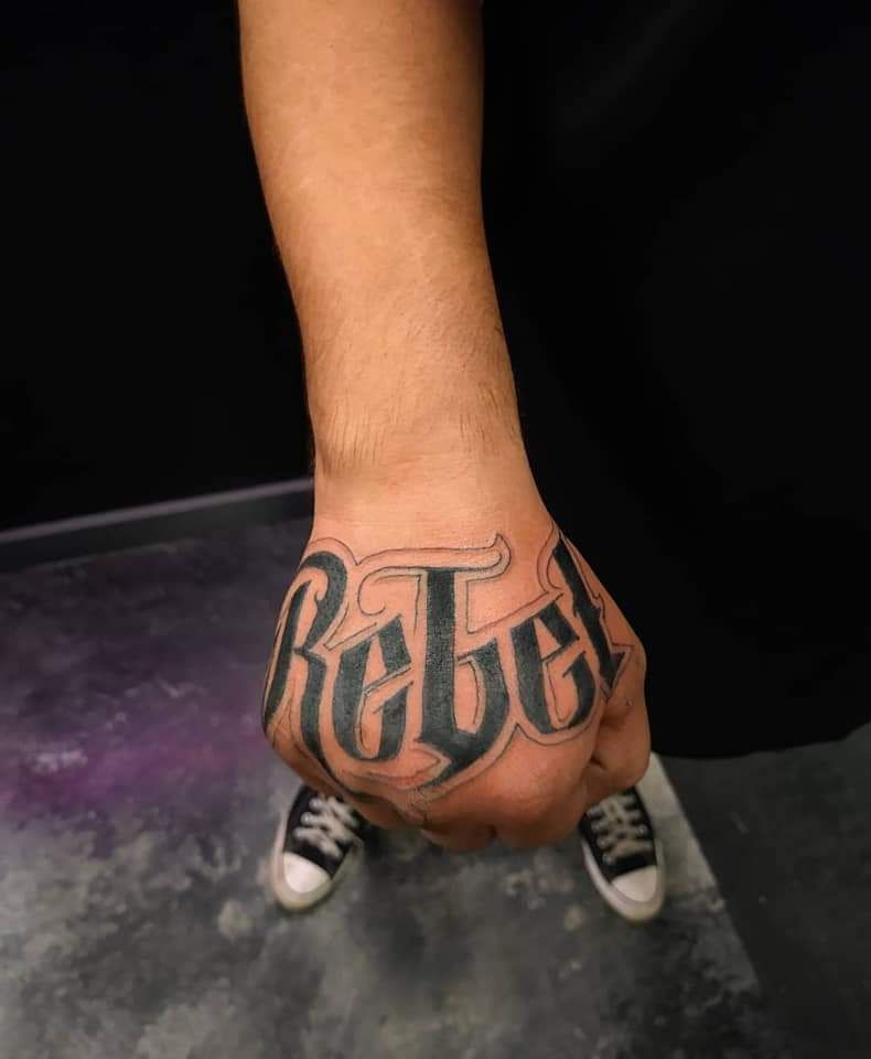 10 Beautifully Badass Tattoos - Controse