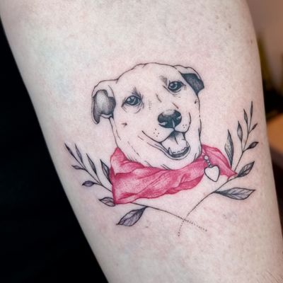 It's love your pet day and the fact she chose this day was just a mere coincidence! This memorial tattoo is to always remember the happiest dog in the world, the amazing Aria ♡ She lived fast and fully, a great life full of joy and adventures! 