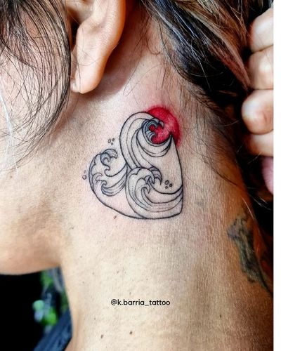 Get a beautiful and delicate tattoo of a heart and waves on your neck, designed by the talented artist Katia Barria. Perfect for those who love minimalist tattoos.
