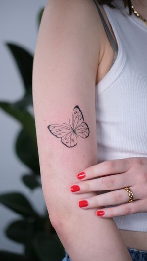 tattoo by anylay #anylay #anylaytattoo #annaliashenko #annaliashenkotattoo #minitattoo #finelinetattoo ##smalltattoo #butterflytattoo