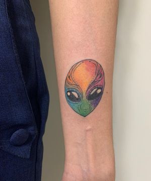 Et multi color! 👽#alien #color #tattoo #watercolor #aquarela #et #dotspeed #micro #tatuagem #ink