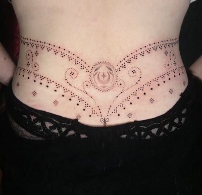 Completely in love with this very elegant piece! #ornamental #delicatetattoo #eleganttattoo #femininetattoo #dotwork #tattoosforwoman #tattooedwoman #ornamental #dotworktattoo #tattooideas #backtattoo #femaletattooartist #tattoolondon #tattoouk 