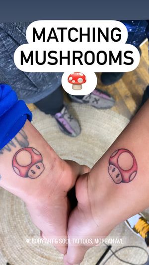Matching mushrooms 
