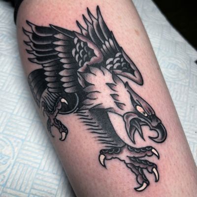 Get a classic American style tattoo of an eagle on your forearm by the talented artist Carlos Zucato.