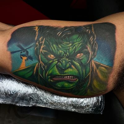 Hulk piece by KD 💉💉💉 in @atomictattoos_yborcity 🔥Done using: @intenzetattooink, @hivecaps, @inkjectapro, @inkjecta, @inkedmag, @electrumstencilproducts, @dynamic, @inkeeze #kaistattoocuba, #tattoos, #tattoo, #ink, #tatuajes, #tattooartist, #artist, #hulk,#hulktattoo, #superheroe