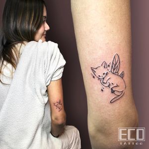 Experience the beauty of fine lines with this exquisite cat design by renowned tattoo artist Lin Feng. Perfect for the upper arm.