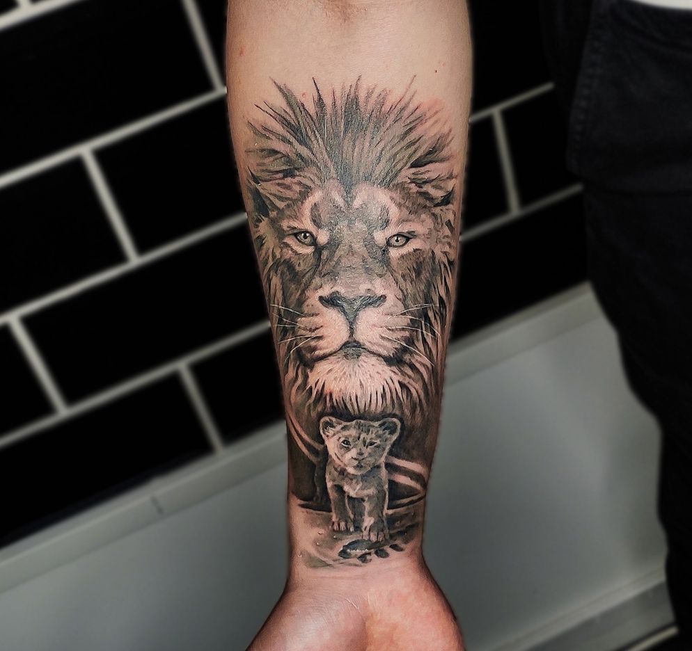 Lion cub by Jay Quarles at Island Tattoo in Nashville TN  rtattoos