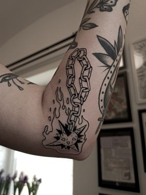 Tattoo by Stichtag - Tattoo & Piercing