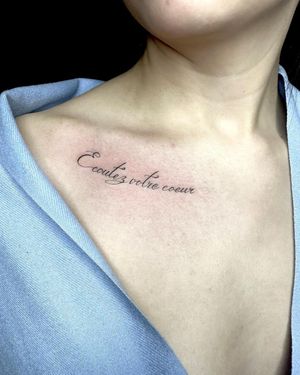 • Ecoutez votre coeur • Tiny fine lines tattoos are always welcome @southgatetattoo . This script done by our resident @cat_vaska116 
Books/info in our Bio: @southgatetattoo 
•
•
•
#fineline #finelinetattoos #scripttattoo #ecoutezvotrecoeur #collarbonetattoo #collarbonetattoos #londontattoo #sgtattoo #northlondontattoo #londontattoostudio #southgatepiercing #southgatetattoo