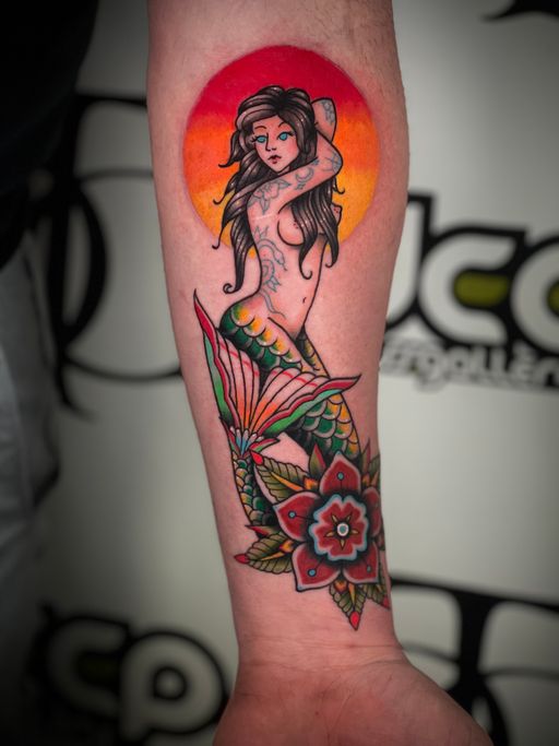 Flash tattoo