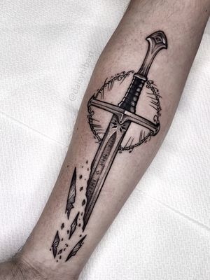 🗡️ LOTR
Lord of the rings Tattoo