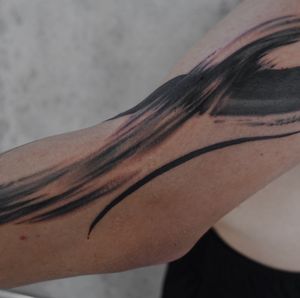 Elegant patterns in black and gray by Rachel Aspe of Bellatrix Tattoo