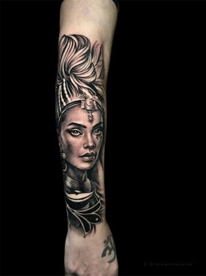 Capture the strength and beauty of a Valkyrie with this black-and-gray masterpiece by Avi. Perfect for the forearm.