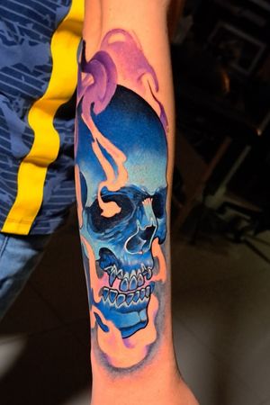 Soy tatuador de El Salvador puedes buscarme en instagram cómo @artenol y ver más de mi trabajo 