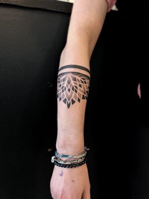 Experience the mesmerizing beauty of this dotwork mandala pattern tattoo, expertly created by Giada with precision and mastery.