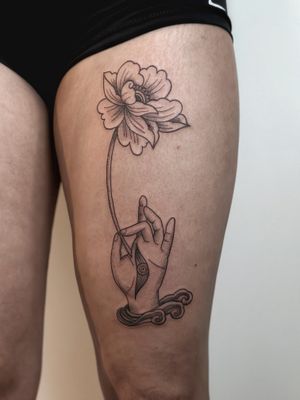 Floral tattoo style