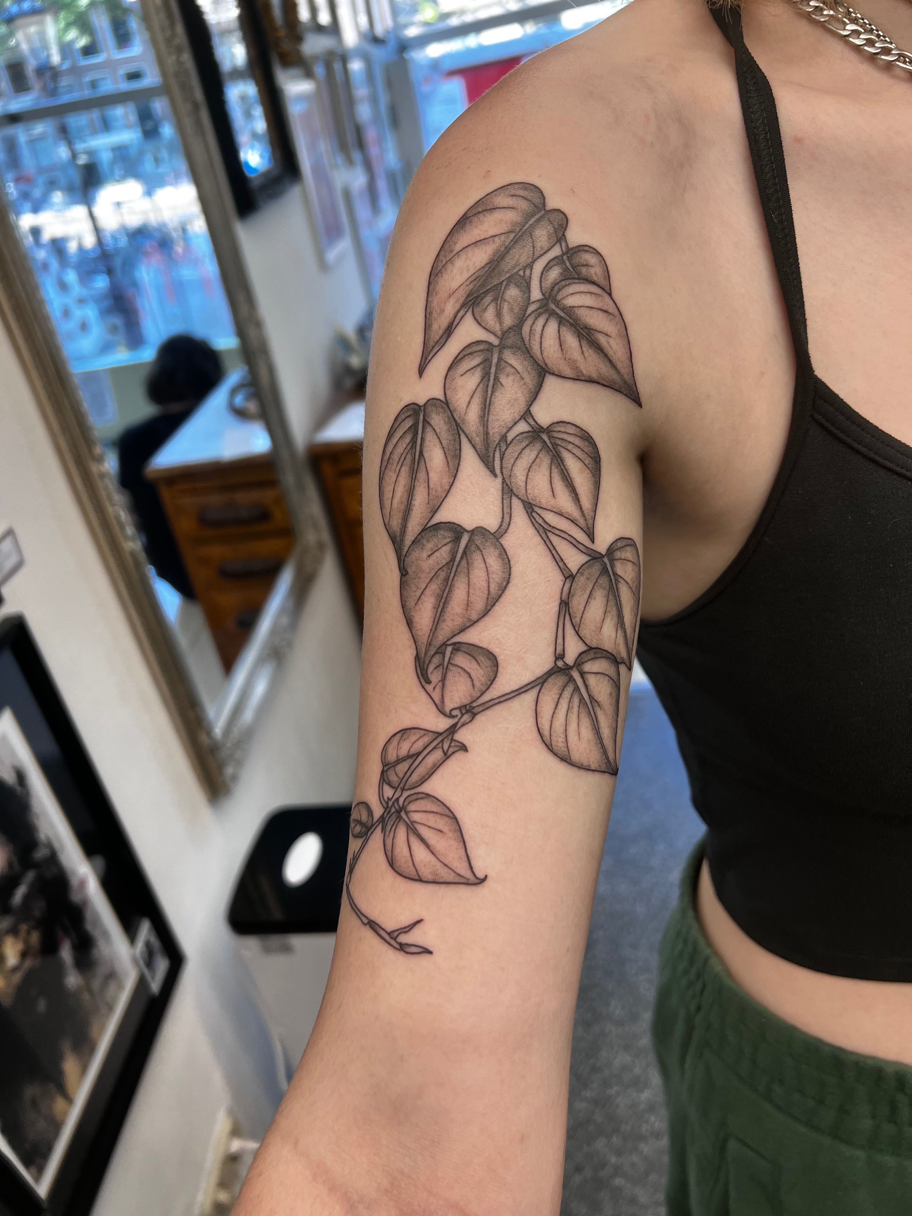 Tea - Hand Poked Tattoos on Instagram: “A pothos clipping for Casey right  above a beautifully healed @josephbrycetattoo p… | Tattoos, Hand poked  tattoo, Poke tattoo