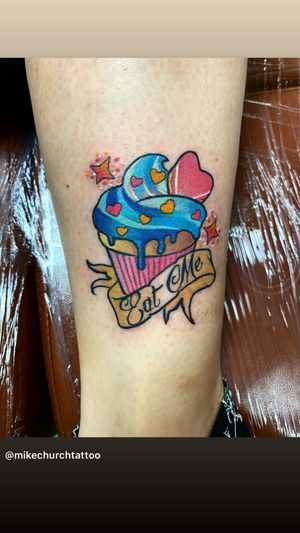 🧁 EAT ME  Alice in wonderland cupcake for @lifegiver1972 ………………………………………. sponsored by  @yayofamilia @valknutrotary #neotraditionaltattoo #neotrad #fyp #tattoo#colourtattoo #anime #kentattoo #deertattoo #dotworktattoo #blackworktattoo #blackwork #skinart #gamer #tattooed #tattooart #bodyart #aliceinwonderlandtattoo #tattoolover #animefyp #gamergirl #besttattoos #traditionaltattoo #gamerlife #blackworkers #neotraditional #gamers #neotraditional #aliceinwonderland #tradtionaltattoo  #animegirls 