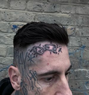 Unique black and gray chain design by Fresh Flower, perfectly executed with micro realism technique on the face.