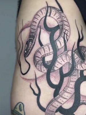 Tattoo snake for ass🐍❤❤ love this tattoo