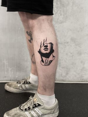 Get a striking neo-traditional tattoo of a statue by the talented Federico Tronconi. Perfect for showcasing your love for classic art.