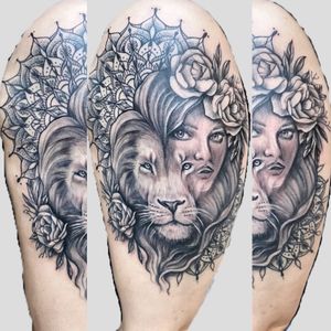 Part #lion part #woman portrait tattoo to represent my my client’s brave/fierce side. Including original #mandala designs. Loved tattooing this. 