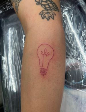 Fine Line Tattoo Amsterdam By Claudia Fedorovici 
#finelinetattoo #finetattoo #linetattoo #onelinetattoo #redink #finelinetattooartist #claudiafedorovici #ascetictattoo #tattooartistsamsterdam 