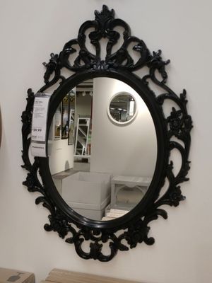 Mirror without reflection