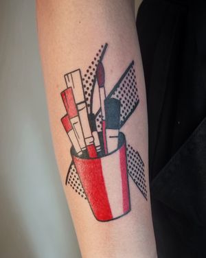 Roy Lichtenstein painting as a colour tattoo