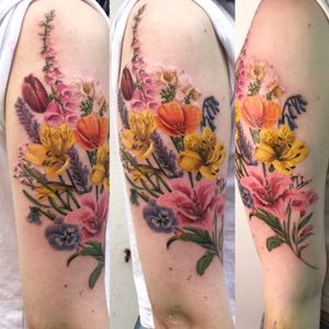 Flowers for Julia! Thank you for sitting so well :). . . . #flowertattoo #floraltattoo #halfsleevetattoo #colourrealism #femaletattooartist #vvswaintattoo . . . . . #naturetattoo #botanicaltattoo #realismtattoo #flowertattoo #flowertattoos #floraltattoo #realistictattoo #flowerstattoo #floral #flowers #realism #colourrealism #botanical