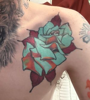 So this is my hand drawn rose. I’m still blown away by the depth of the color in this tattoo. Still vibrant and bold!!