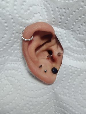 Ear Piercing (Tragus)