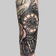 #realistic #pocketwatch #roses tattoo as part of an ongoing sleeve. Part healed /part fresh. . . . #blackandgrey #realism #bng #flowers #floral
