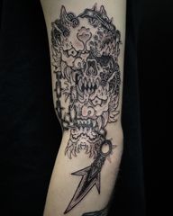Oni #oni #onifans #kani #tattooinspiration #txttoo #japanesecollective #japanesetattoo #skulltattoo #japaneseskull #radtattoos #skull #irezumi #hannya #hannyatattoo #irezumidaily #japanesetattooart #skullart #tradwork #tradworkers #tradworkerssubmission #radtrad #irezumiart