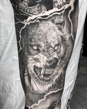 Wolf Black & Grey Realism Tattoo done at Hammersmith Tattoo London