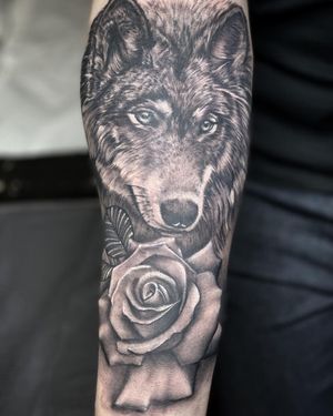 Wolf and Rose Black & Grey Realism Tattoo done at Hammersmith Tattoo London