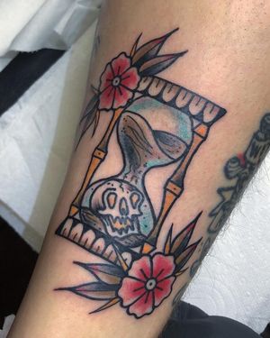Skull in Hourglass Traditional Tattoo done at Hammersmith Tattoo London