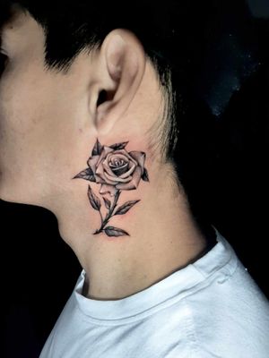 🌹Rosa🌹 trabajo realizo en el estilo BLACK AND GREY ¡Gracias por mirar! #tatuaje	#tattoo	#peru	#lima	#tattoos	#inked	#tatuajes	#ink	#tattooed	#perunecro	#tattooperu	#tattooloverz#tat	#realistictattoo