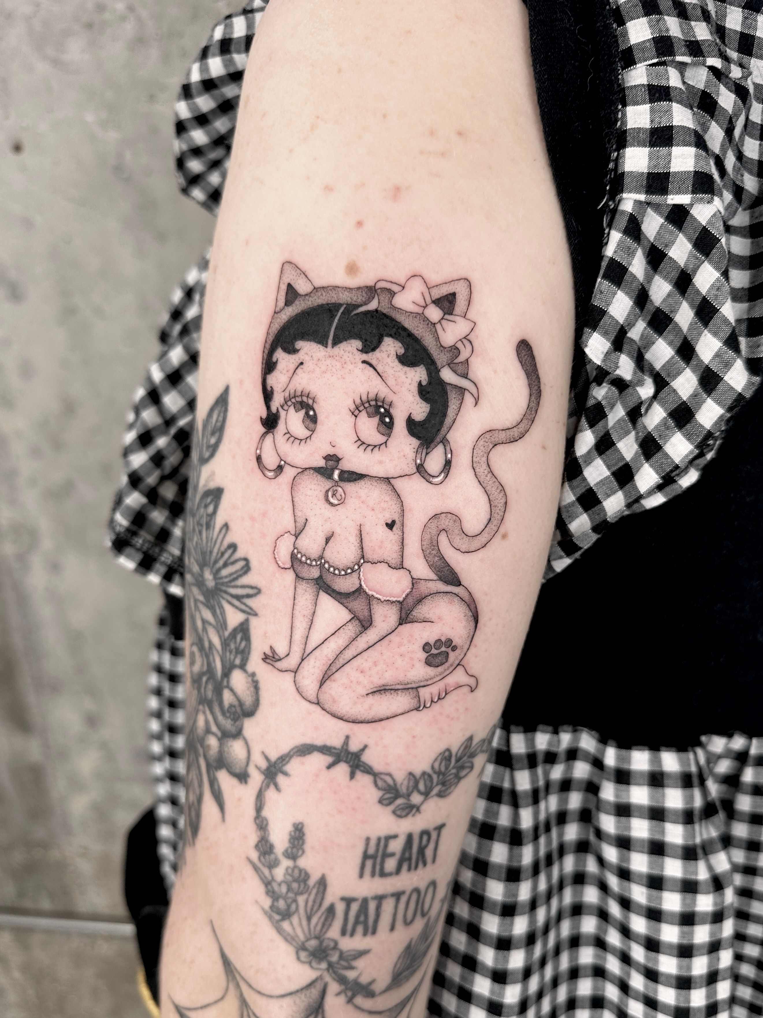 The Sims Resource - Betty Boop Tattoo Set