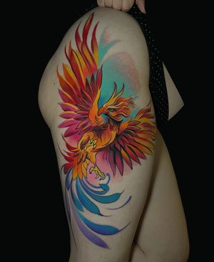 Get inked with a bold new school eagle design on your upper leg by Cloto.tattoos. Stand out with this eye-catching tattoo!