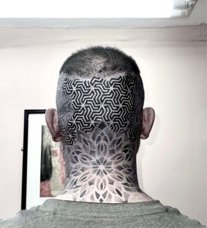 Finished of this geometric head 