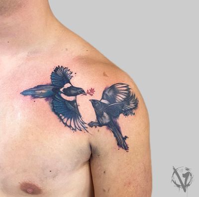 ‘Two for joy’! Thanks John for your first tattoo idea. You sat so well. Two #magpie #birds with a little red leaf from Shaun Tans book ‘The Red Tree’ . I LOVE tattooing birds :) . . . #birds #birdtattoo #magpies #magpietattoo #bishoprotary #tattoodo #kwadron #blackclaw #london #londontattooartist #femaletattooartist #realistic #realism #abstract #watercolour 