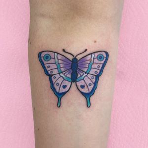 Pastel traditional-inspired butterfly 🦋 