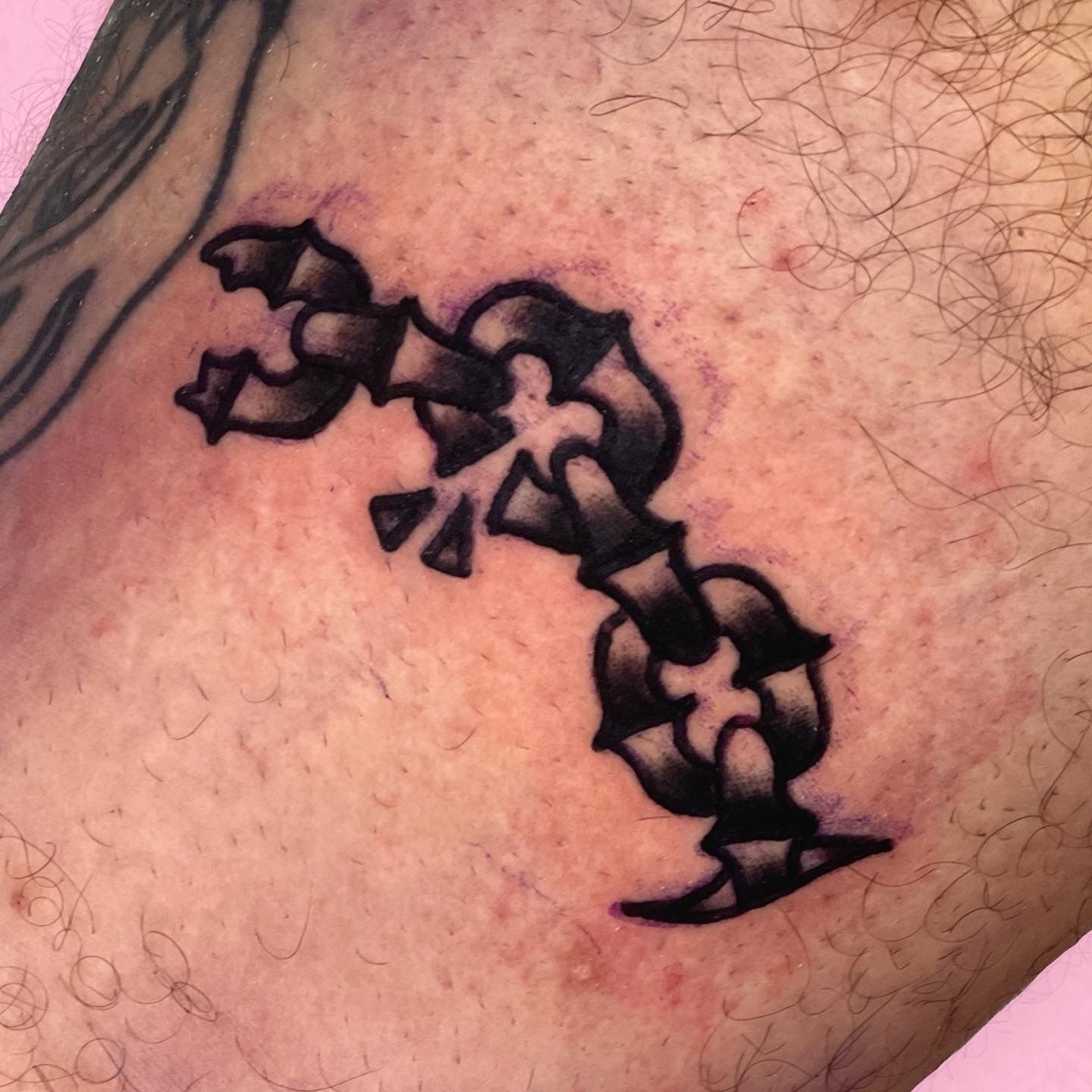 Uber Ben - Recent chain links by apprentice @maxpain_tattoo | Facebook